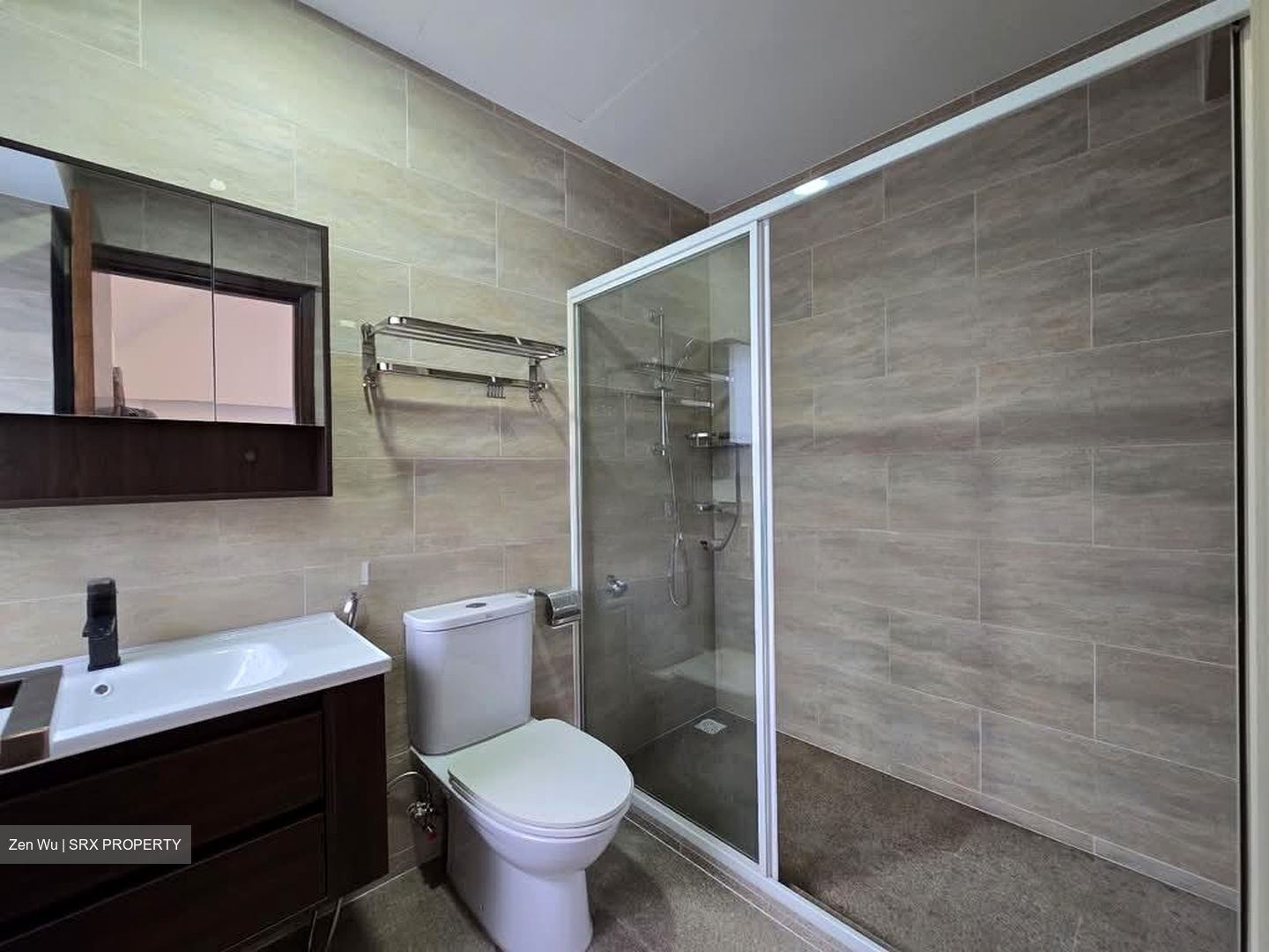 Springleaf Avenue (D26), Terrace #560753291